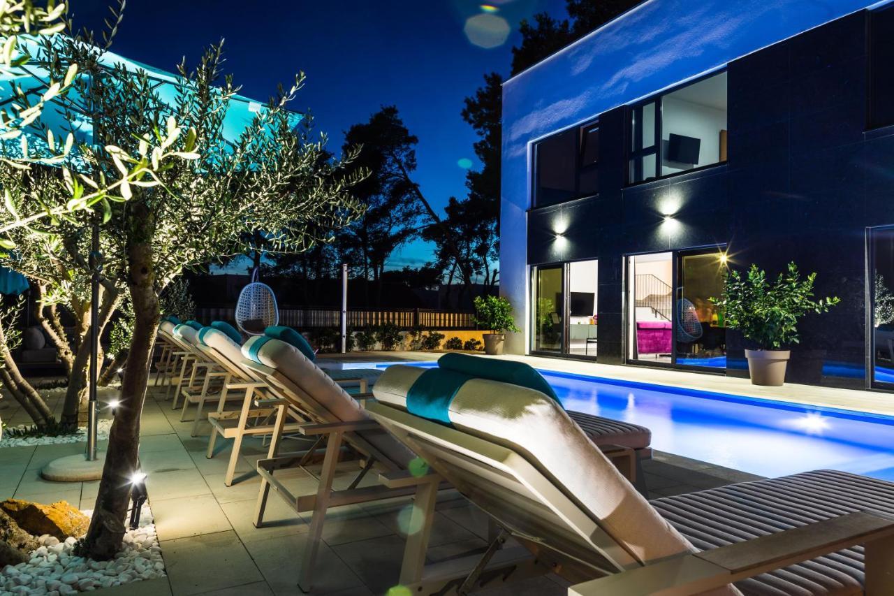 Olive Tree Mansion Apartmán